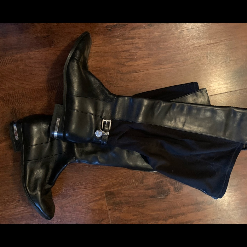 MK riding boots